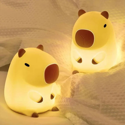 Cute Capybara Night Light – LED Bedside Lamp, Battery-Powered, Room Decor & Gift