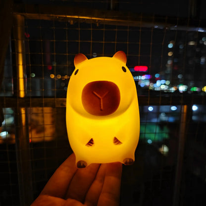 Cute Capybara Night Light – LED Bedside Lamp, Battery-Powered, Room Decor & Gift